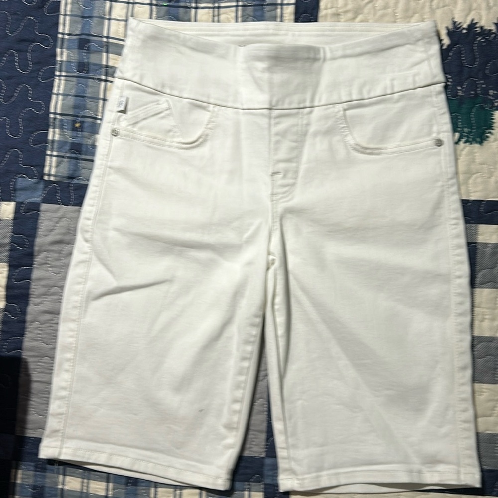 Rock Republic Pull On Fever Bermuda Shorts Size 10